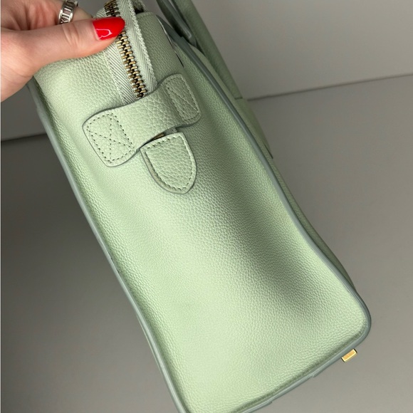 Celine Mint Tote - Picture 4 of 11